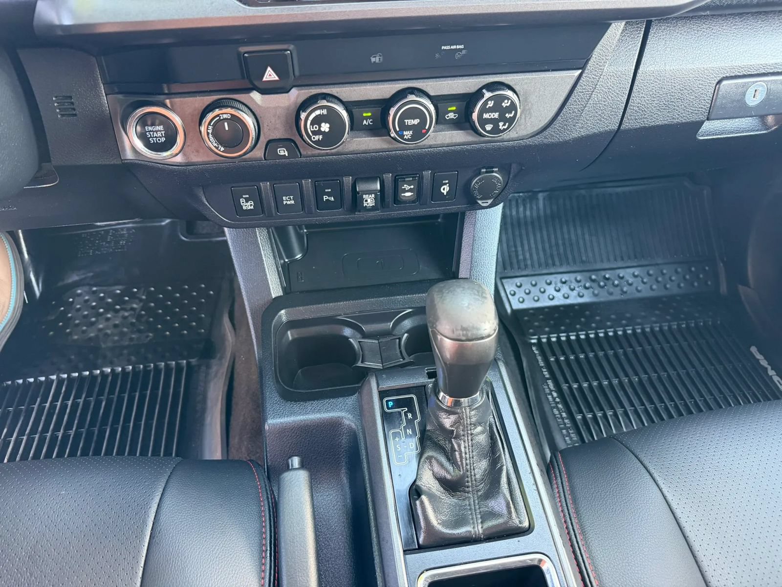 Used 2019 Toyota Tacoma TRD Sport w/ Technology Package AWD/4WD image 39