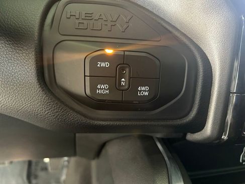 Used 2025 RAM 2500 Laramie AWD/4WD image 51
