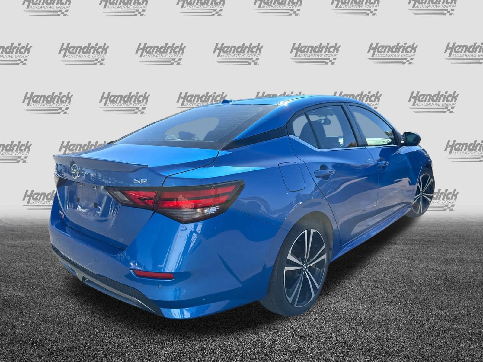 Used 2022 Nissan Sentra SR w/ SR Premium Package FWD image 8