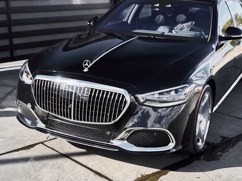 Used 2025 Mercedes-Benz Maybach S 580 4MATIC image 6