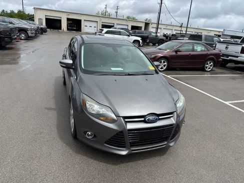 Used 2012 Ford Focus Titanium FWD image 18