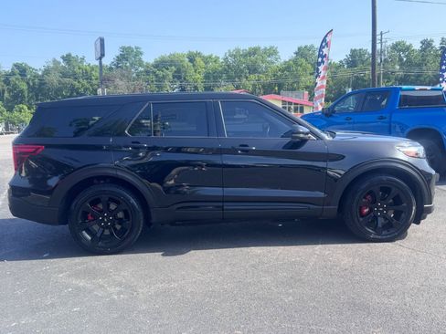 Used 2021 Ford Explorer ST w/ Equipment Group 401A AWD/4WD image 2