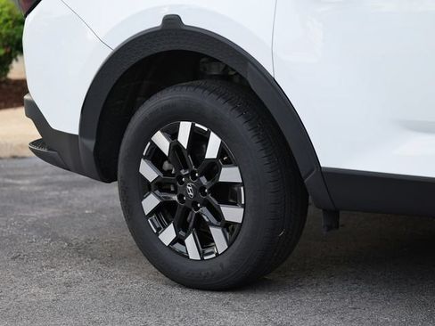 Used 2025 Hyundai Santa Cruz SEL FWD image 6