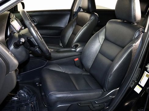 Used 2016 Honda HR-V EX-L image 4