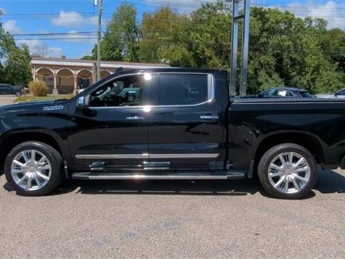 Certified 2022 Chevrolet Silverado 1500 High Country w/ High Country Premium Package image 5