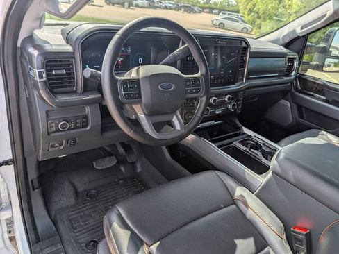 Used 2025 Ford F250 Lariat w/ FX4 Off-Road Package AWD/4WD image 14