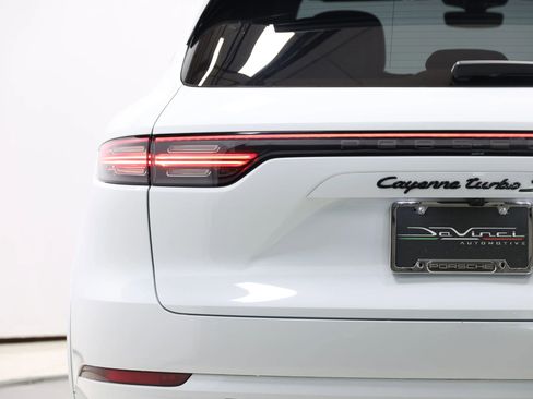 Used 2021 Porsche Cayenne Turbo S AWD/4WD image 84
