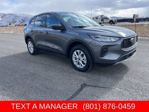 Used 2025 Ford Escape Active AWD/4WD image 1