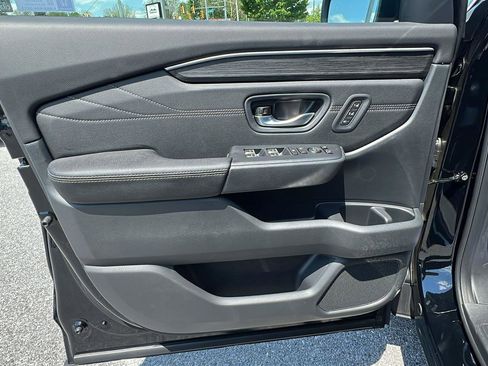 New 2026 Honda Pilot Touring image 24