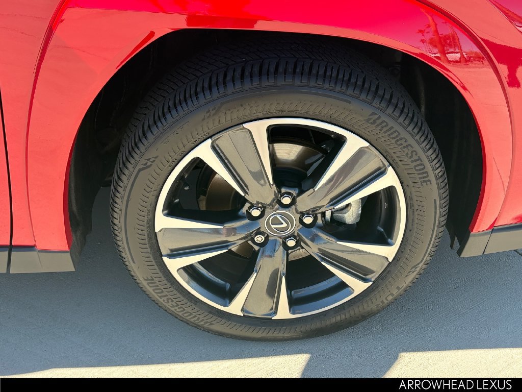 Used 2025 Lexus UX 300h FWD w/ Accessory Package (Z2) image 10