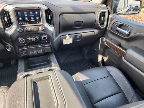 Used 2021 Chevrolet Silverado 1500 LT Trail Boss w/ Convenience Package II image 20