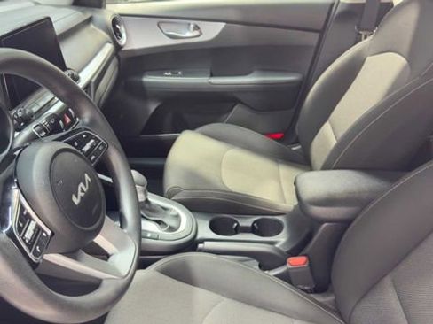 Used 2023 Kia Forte LXS image 19