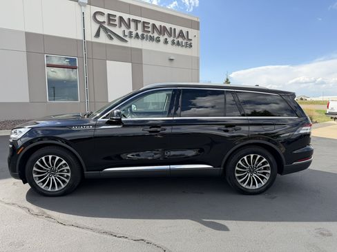 Used 2022 Lincoln Aviator Reserve w/ Equipment Group 201A AWD/4WD image 4