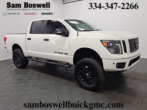 Used 2018 Nissan Titan SL w/ Midnight Edition image 1