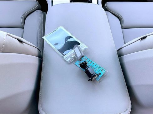 New 2025 Volvo EX90 Plus image 34