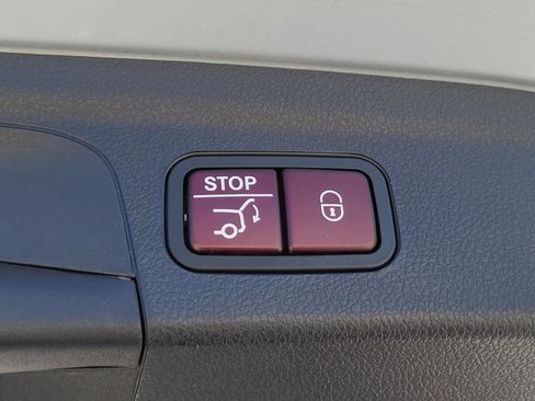 Used 2023 Mercedes-Benz GLE 350 image 10