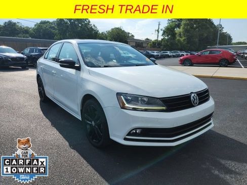 Used 2018 Volkswagen Jetta Sport FWD image 1