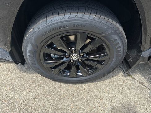 New 2026 Toyota RAV4 SE AWD/4WD image 32