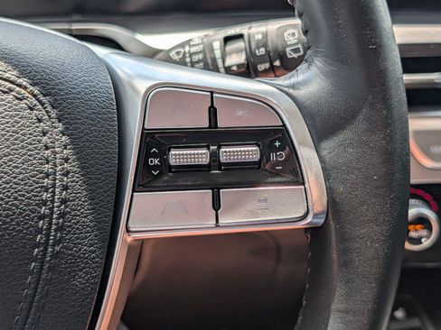 Used 2024 Kia Telluride S w/ S Sunroof Package FWD image 24