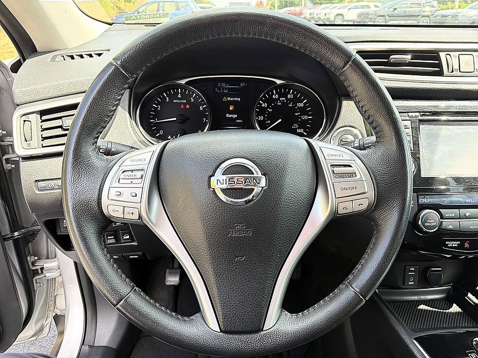Used 2015 Nissan Rogue SL w/ SL Premium Package AWD/4WD image 13