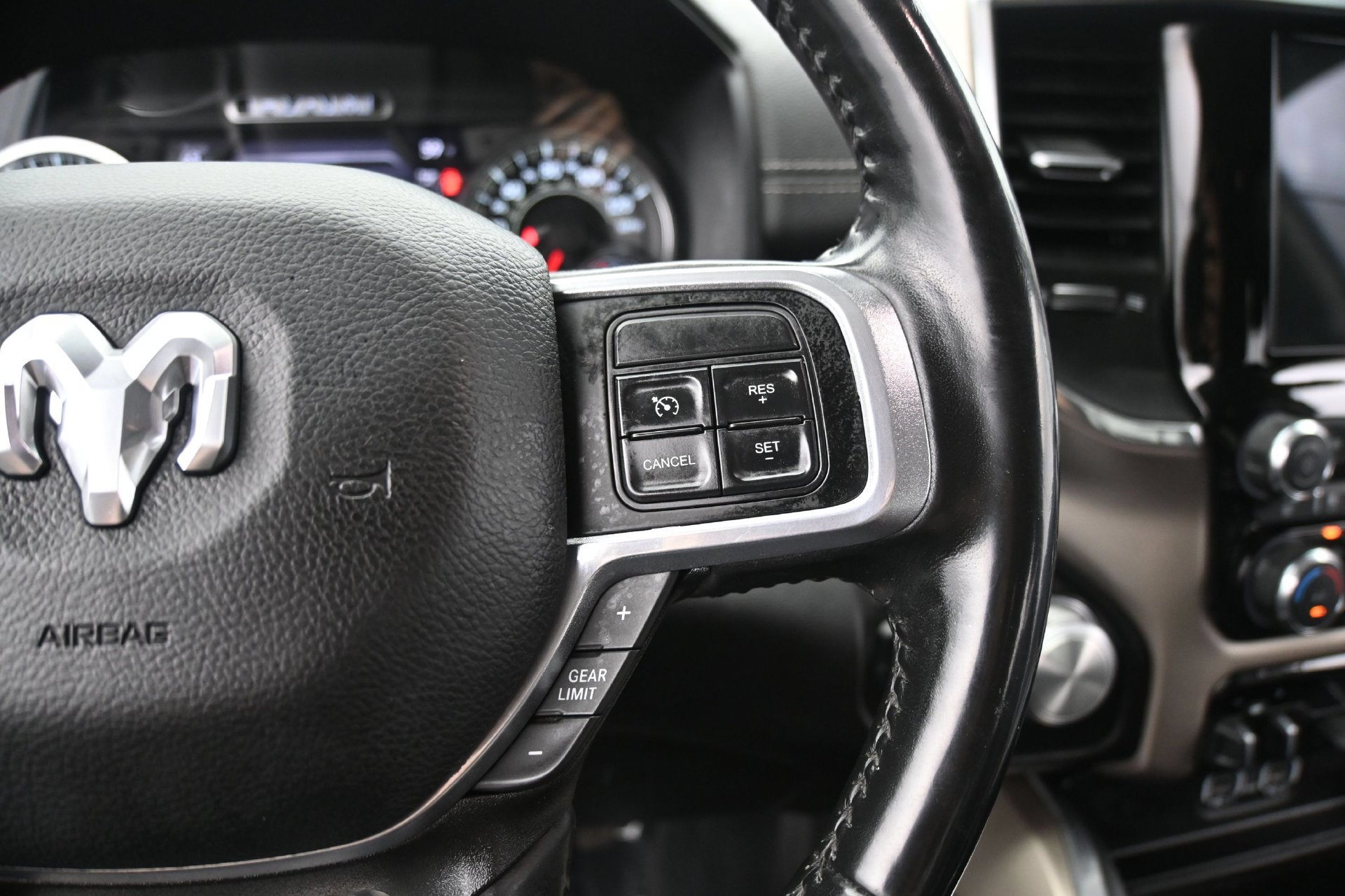 Used 2022 RAM 2500 Laramie AWD/4WD image 20