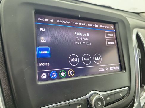 Used 2020 Chevrolet Equinox LT FWD image 27