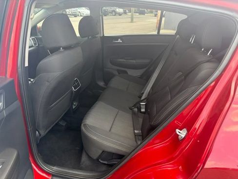 Used 2021 Kia Sportage LX AWD/4WD image 16