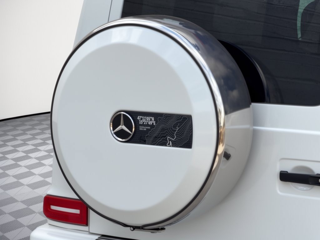 New 2027 Mercedes-Benz G 580 e image 31