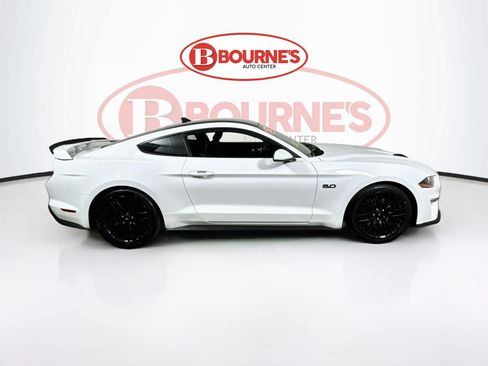 Used 2022 Ford Mustang GT w/ GT Performance Package RWD image 9