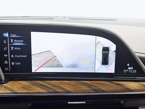 Used 2024 Cadillac Escalade Premium Luxury Platinum w/ Heavy-Duty Trailer Package image 25