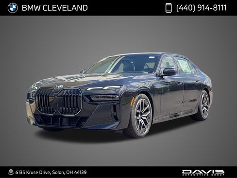 New 2026 BMW 740i xDrive AWD/4WD image 1