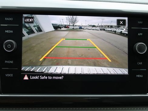 Certified 2024 Volkswagen Taos SEL image 17