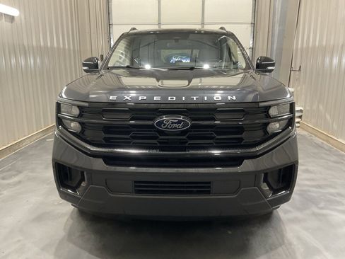 Used 2025 Ford Expedition Max Active image 2