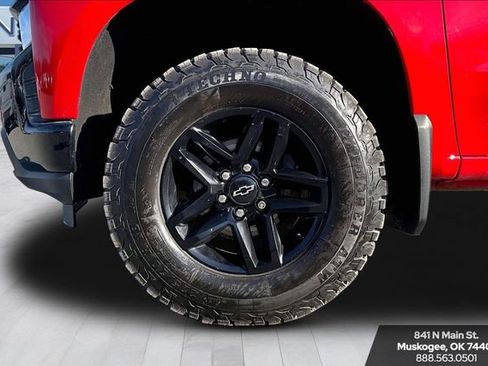 Used 2019 Chevrolet Silverado 1500 Custom Trail Boss image 31