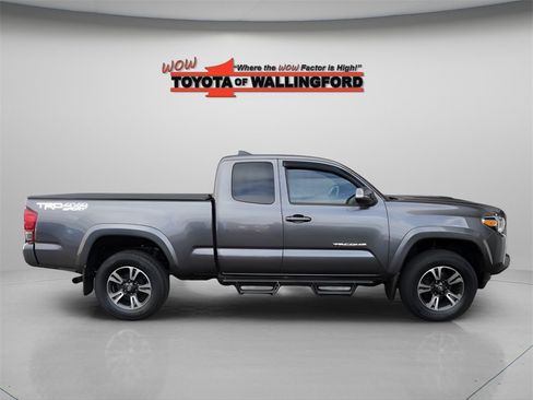 Certified 2017 Toyota Tacoma TRD Sport image 14