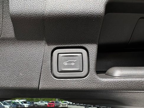Used 2023 GMC Acadia AT4 w/ Technology Package AWD/4WD image 43