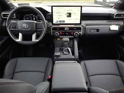 New 2025 Toyota Tacoma Limited image 10