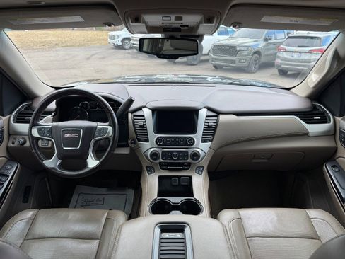 Used 2016 GMC Yukon SLT image 22