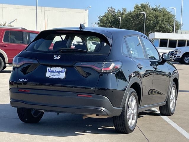 Certified 2025 Honda HR-V LX image 4