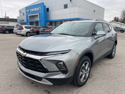 Certified 2023 Chevrolet Blazer LT w/ Convenience Package image 2