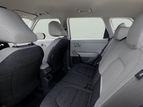 New 2027 Kia Seltos LX FWD image 13