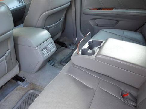 Used 2007 Toyota Avalon Limited FWD image 26