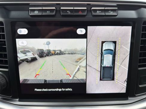 Used 2024 Ford F450 Platinum w/ FX4 Off-Road Package image 30