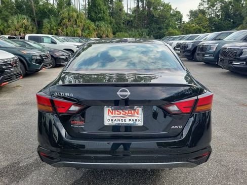 New 2026 Nissan Altima 2.5 SV AWD/4WD image 8