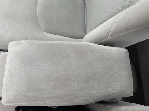 Used 2008 Buick LaCrosse CX image 25