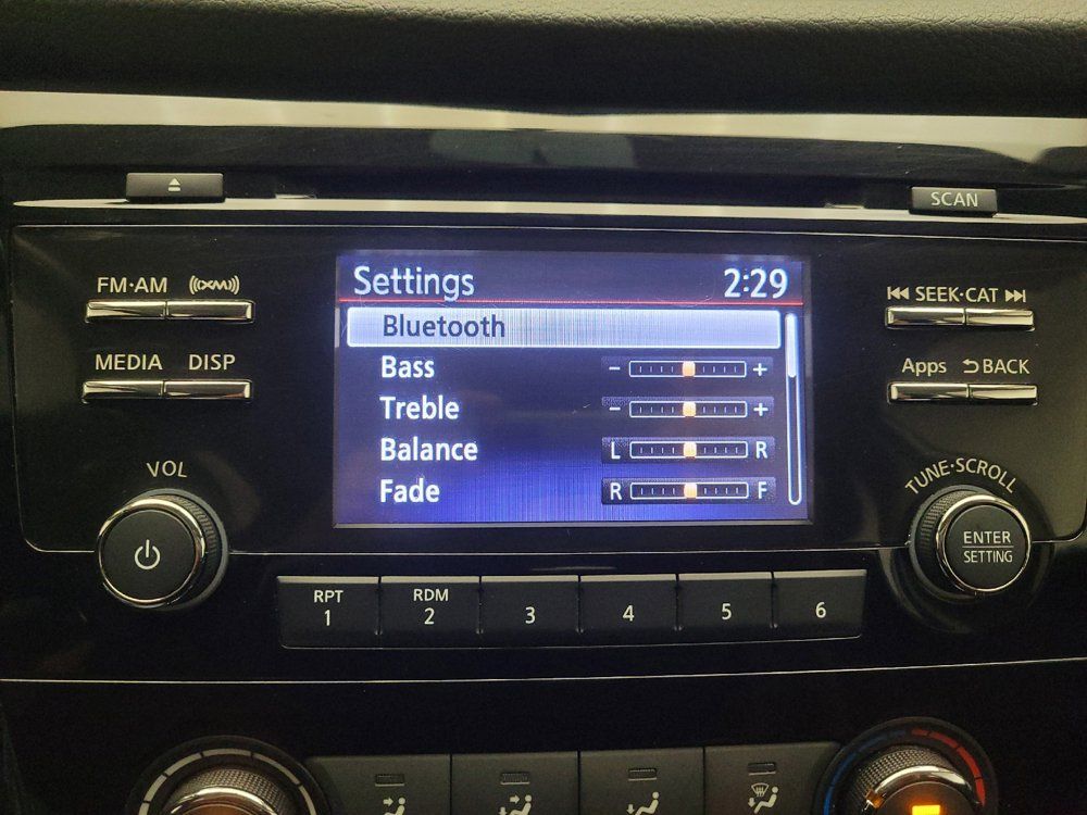 Used 2016 Nissan Rogue S FWD image 25