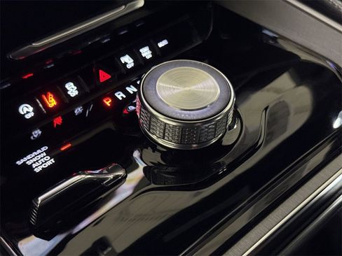 Used 2025 Jeep Wagoneer Series II image 17