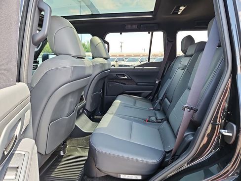 Used 2025 Lexus GX 550 AWD/4WD image 15
