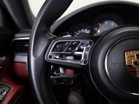 Used 2017 Porsche 911 Carrera S image 29