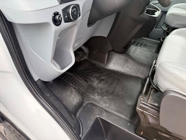 Used 2016 Ford Transit 150 130 Low Roof RWD image 18